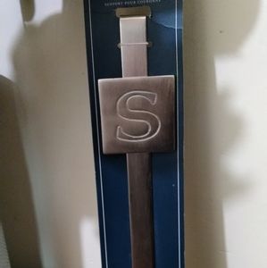 SOLD Wreath Hanger - monogrammed "S"